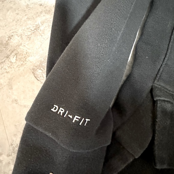 Y2K Nike Fly pullover hoodie with embroidered swoosh - Picture 2 of 6